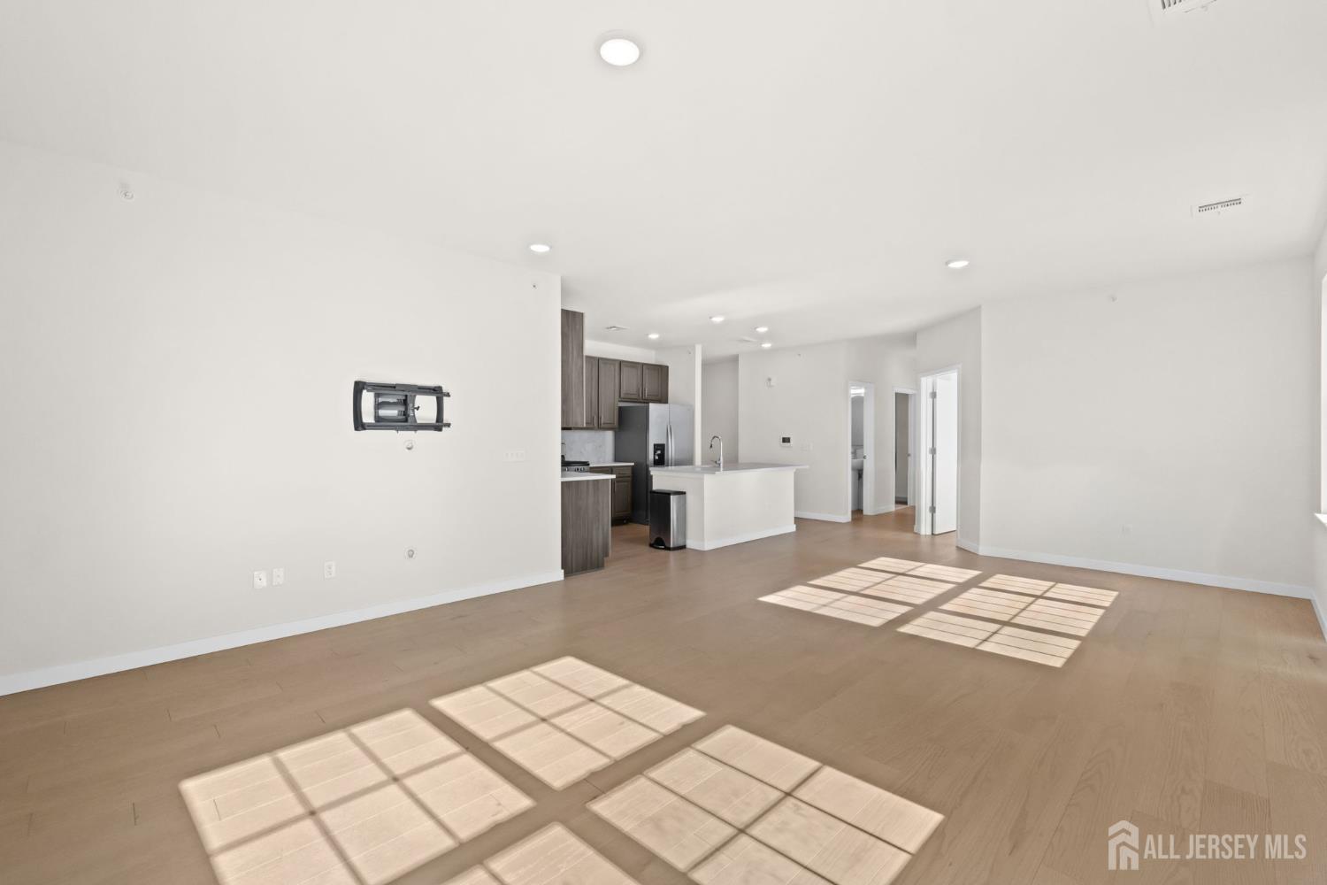 644 Lorhan Drive Piscataway NJ 08854