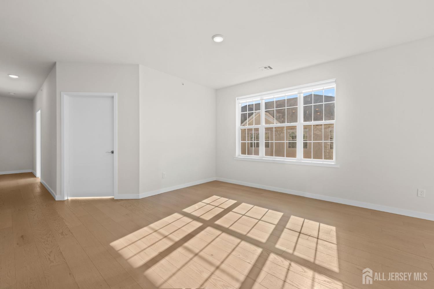644 Lorhan Drive Piscataway NJ 08854
