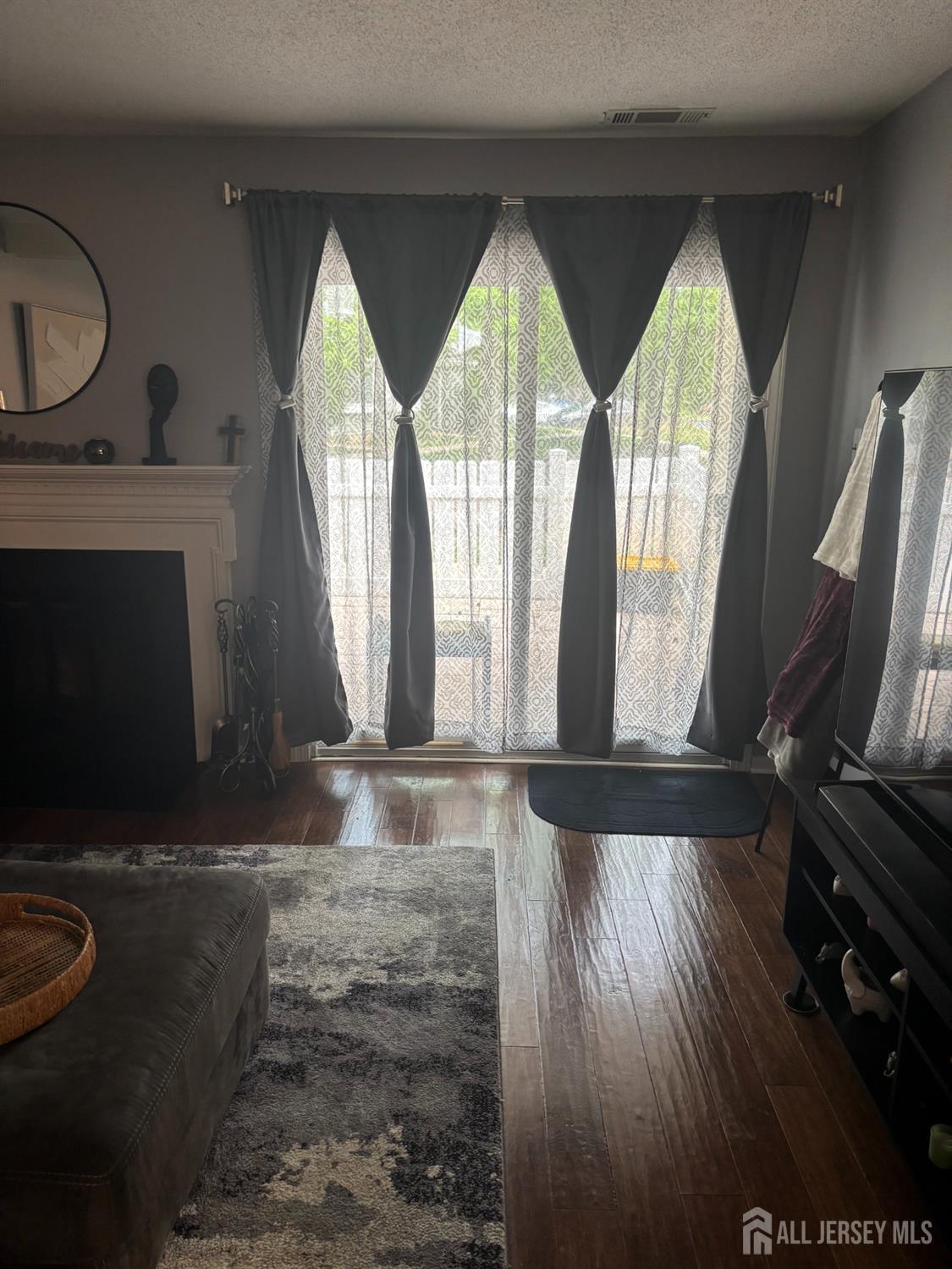 1 Arrowwood Lane South Brunswick NJ 08852