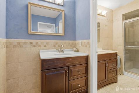 38 Carriage Place Edison NJ 08820