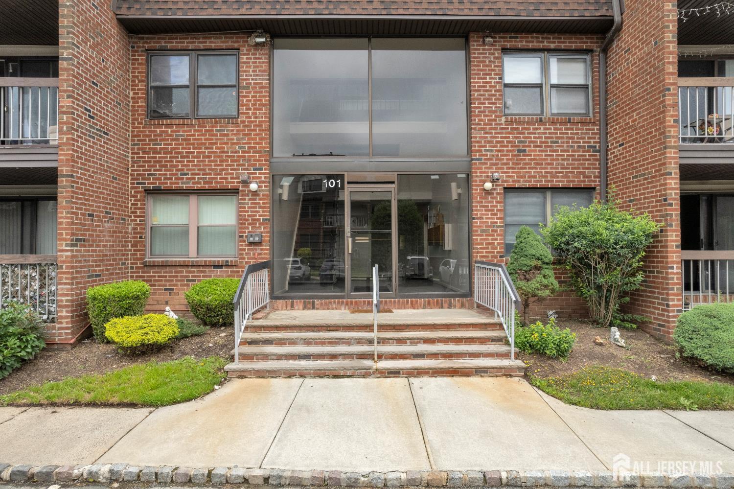 101 Beverly Hill Terrace Middlesex NJ 07095