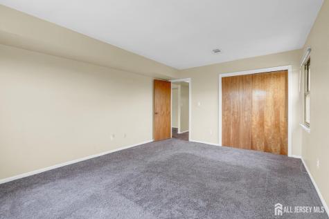 101 Beverly Hill Terrace Middlesex NJ 07095