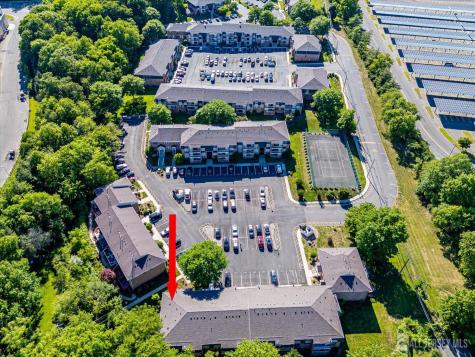 812 Sharon Garden Court Woodbridge Proper NJ 07095