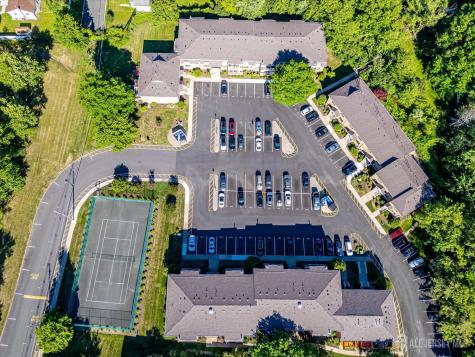 812 Sharon Garden Court Woodbridge Proper NJ 07095
