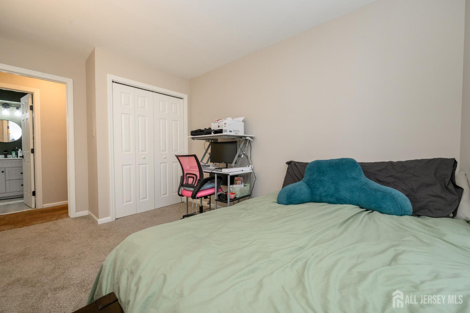 265 Everly Court Mount Laurel NJ 08054