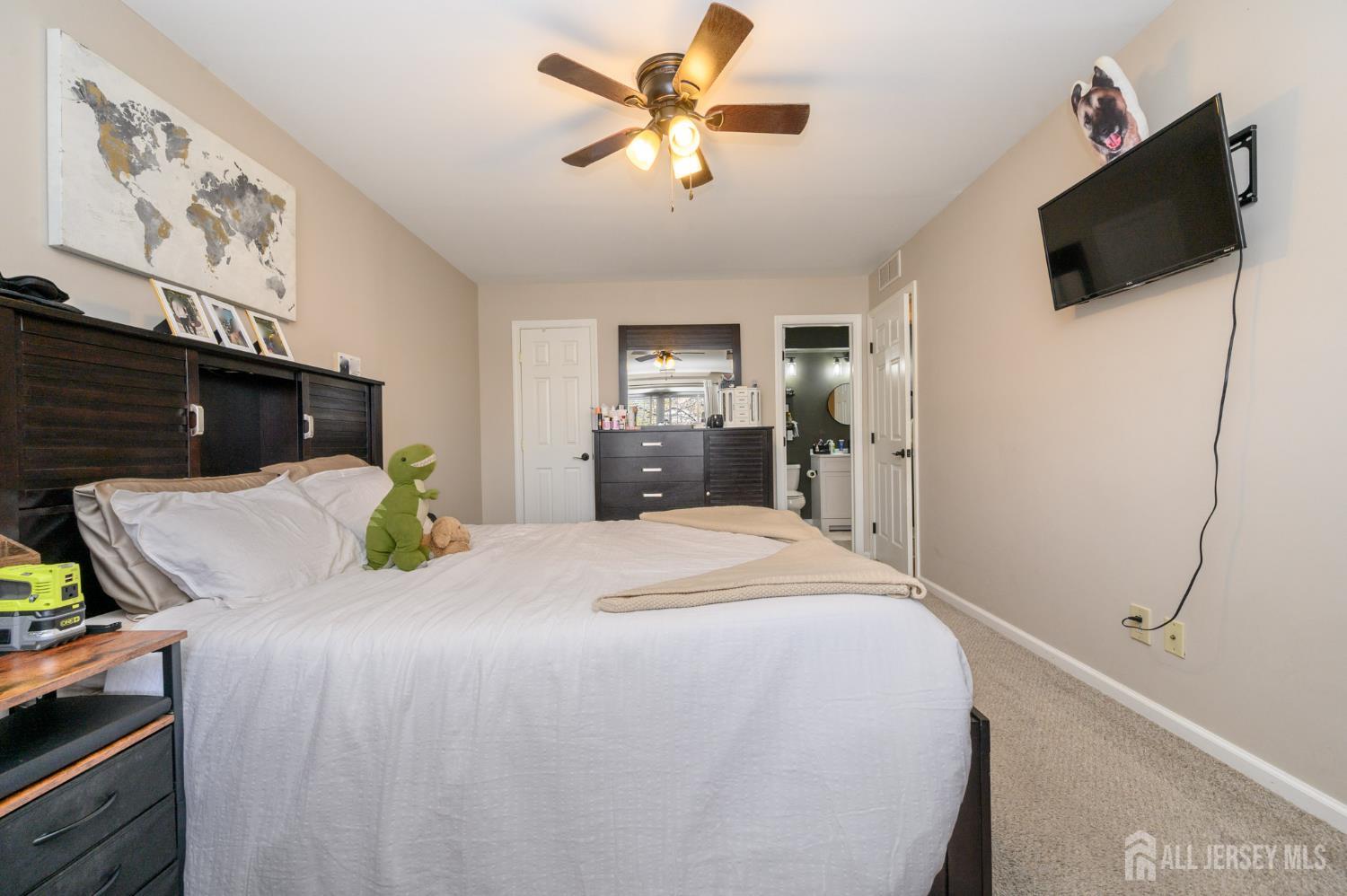 265 Everly Court Mount Laurel NJ 08054