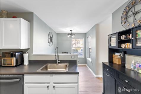 2503 Ridgeview Court Parlin NJ 08859