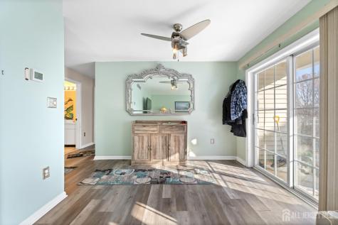 2503 Ridgeview Court Parlin NJ 08859