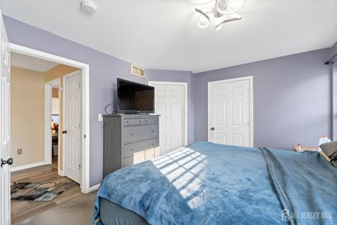 2503 Ridgeview Court Parlin NJ 08859