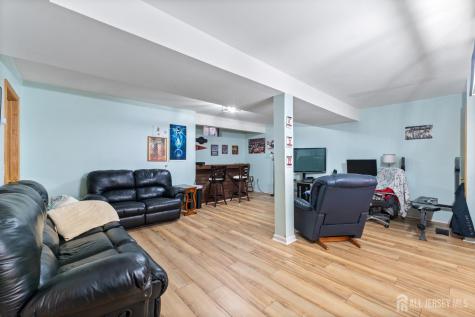 2503 Ridgeview Court Parlin NJ 08859