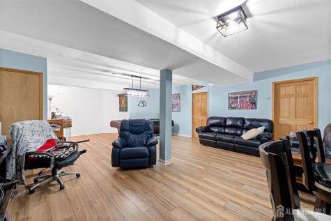 2503 Ridgeview Court Parlin NJ 08859