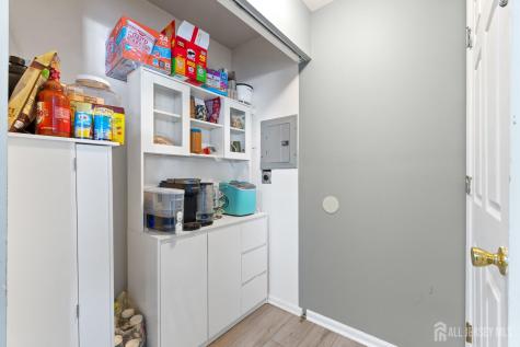 2503 Ridgeview Court Parlin NJ 08859