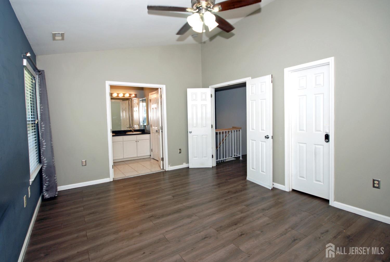 5 Schlottfeld Lane Parlin NJ 08859