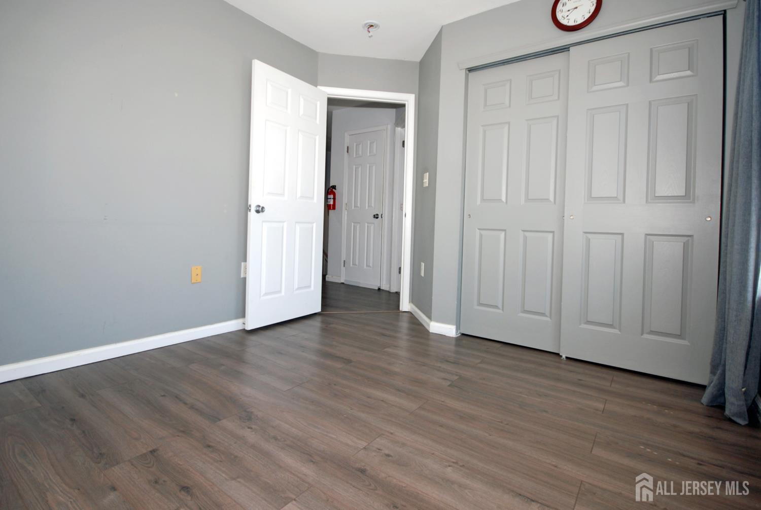 5 Schlottfeld Lane Parlin NJ 08859