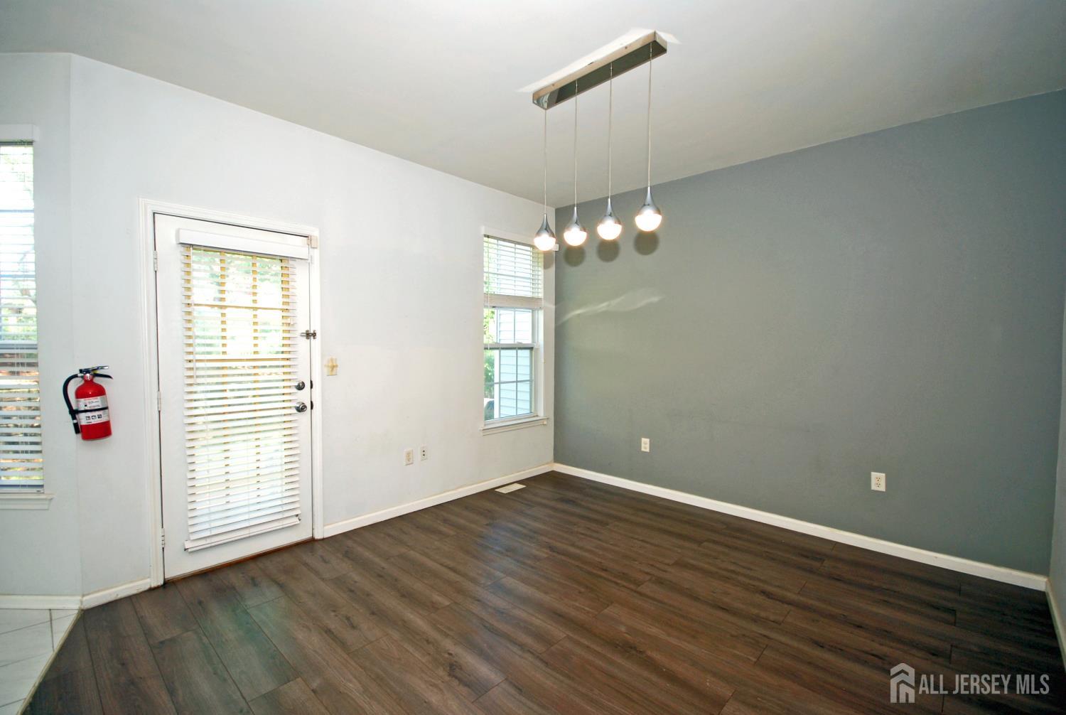 5 Schlottfeld Lane Parlin NJ 08859