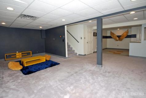 5 Schlottfeld Lane Parlin NJ 08859