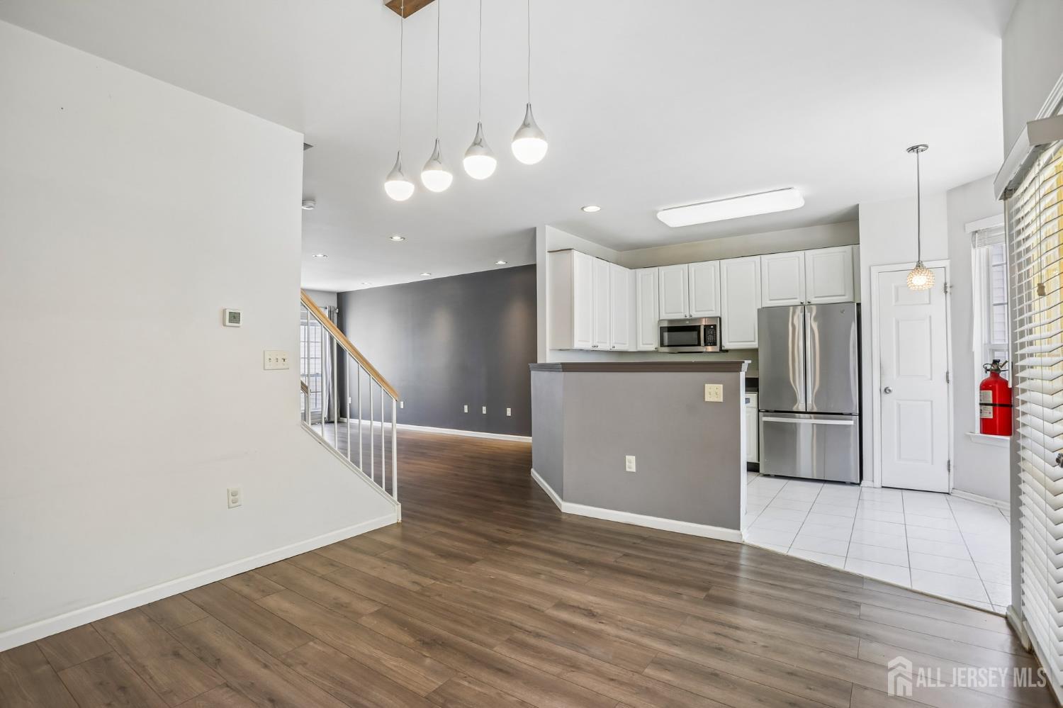 5 Schlottfeld Lane Parlin NJ 08859