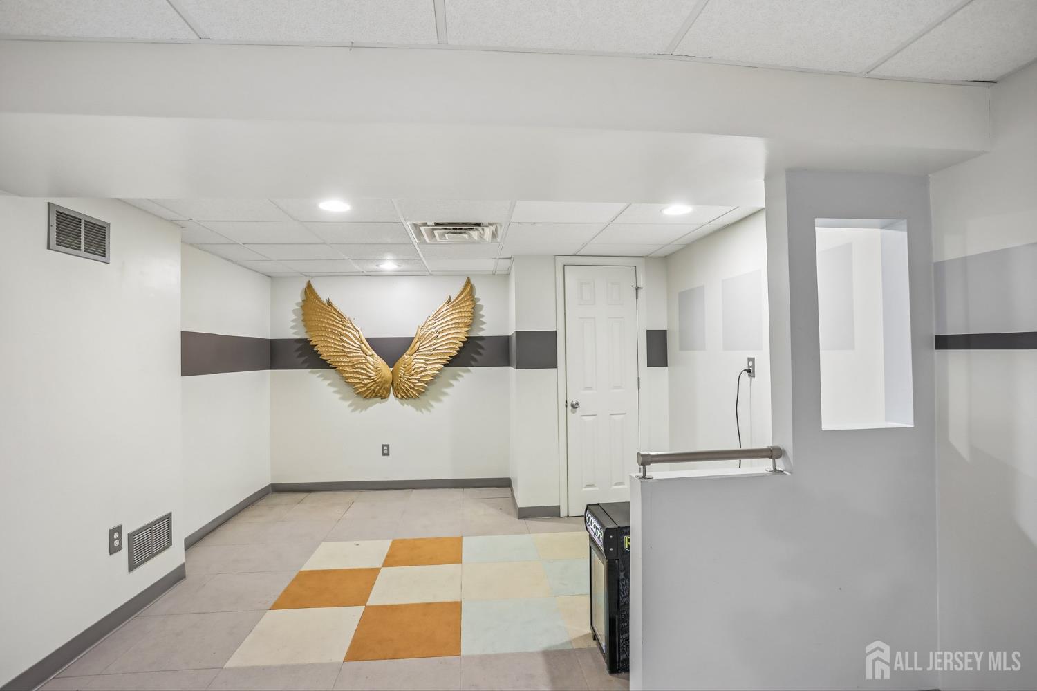 5 Schlottfeld Lane Parlin NJ 08859