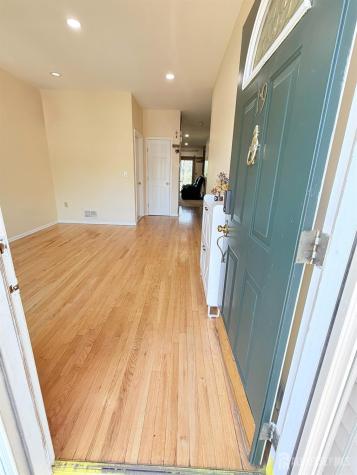19 Gallop Lane Franklin Twsp NJ 08873