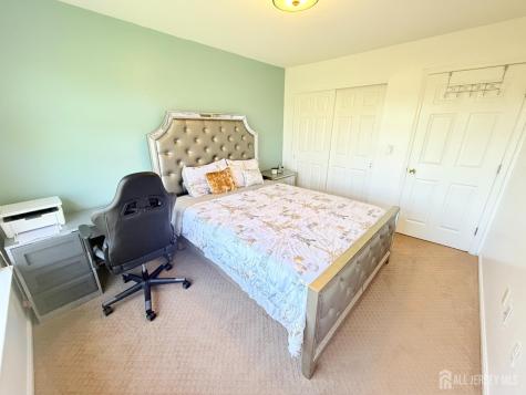 19 Gallop Lane Franklin Twsp NJ 08873