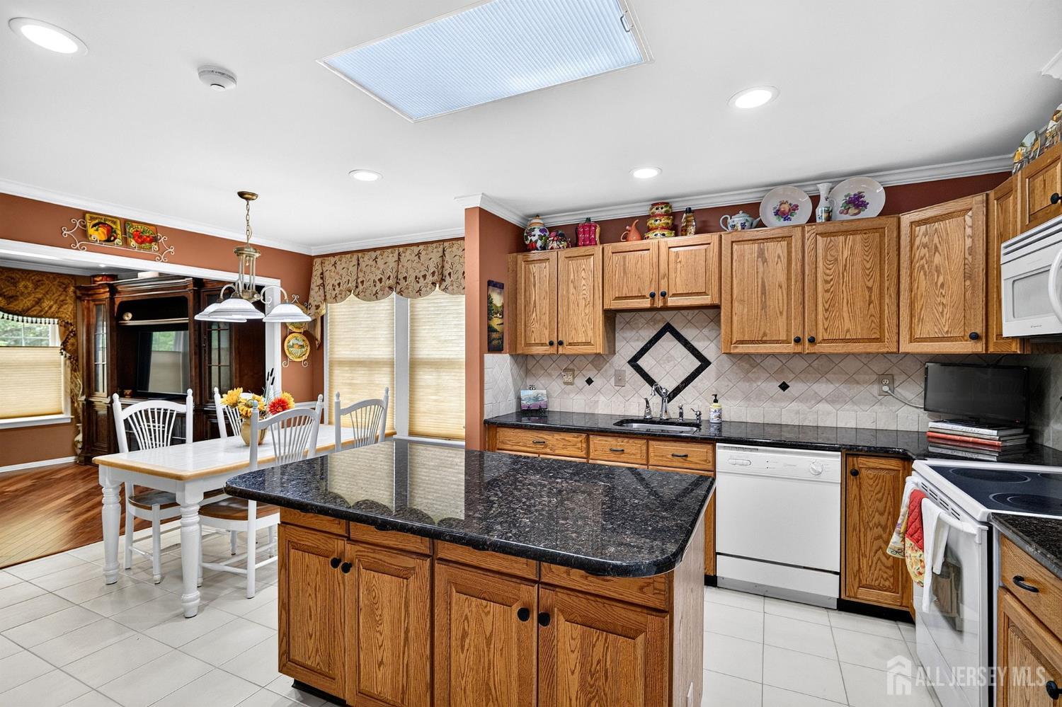 11 Canterbury Drive Monroe NJ 08831