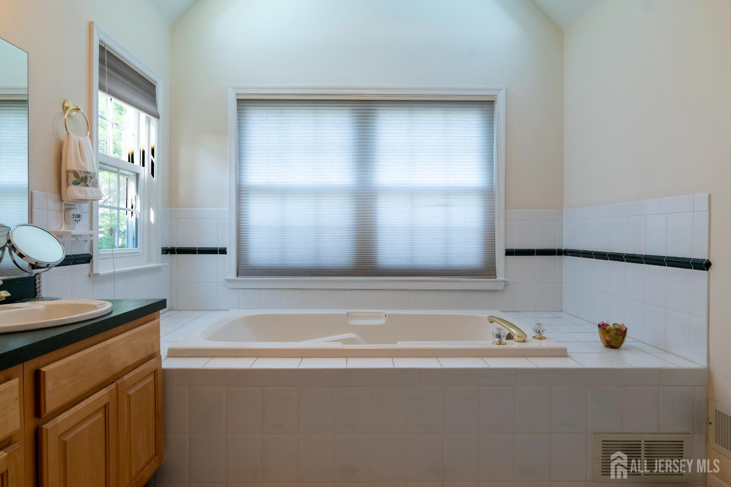 5 Newell Street Hillsborough NJ 08844