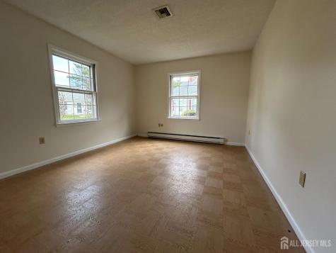 136 Plymouth Lane Monroe NJ 08831