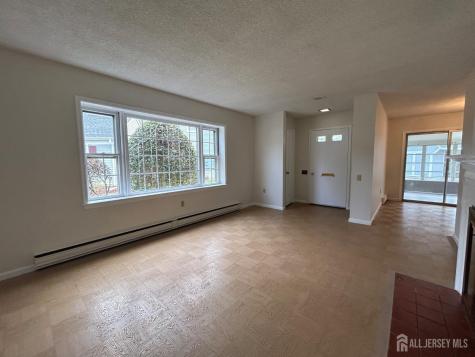 136 Plymouth Lane Monroe NJ 08831