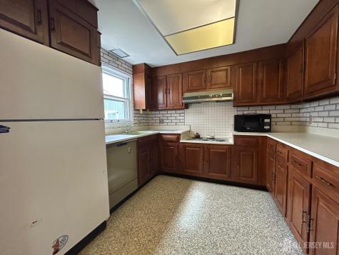 136 Plymouth Lane Monroe NJ 08831