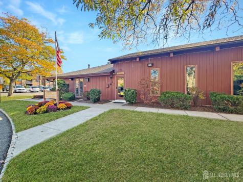 39 Powderhorn Court Woodbridge Proper NJ 07095