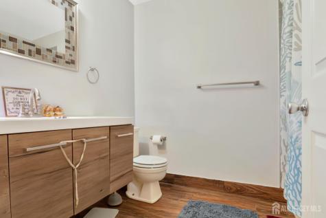 39 Powderhorn Court Woodbridge Proper NJ 07095
