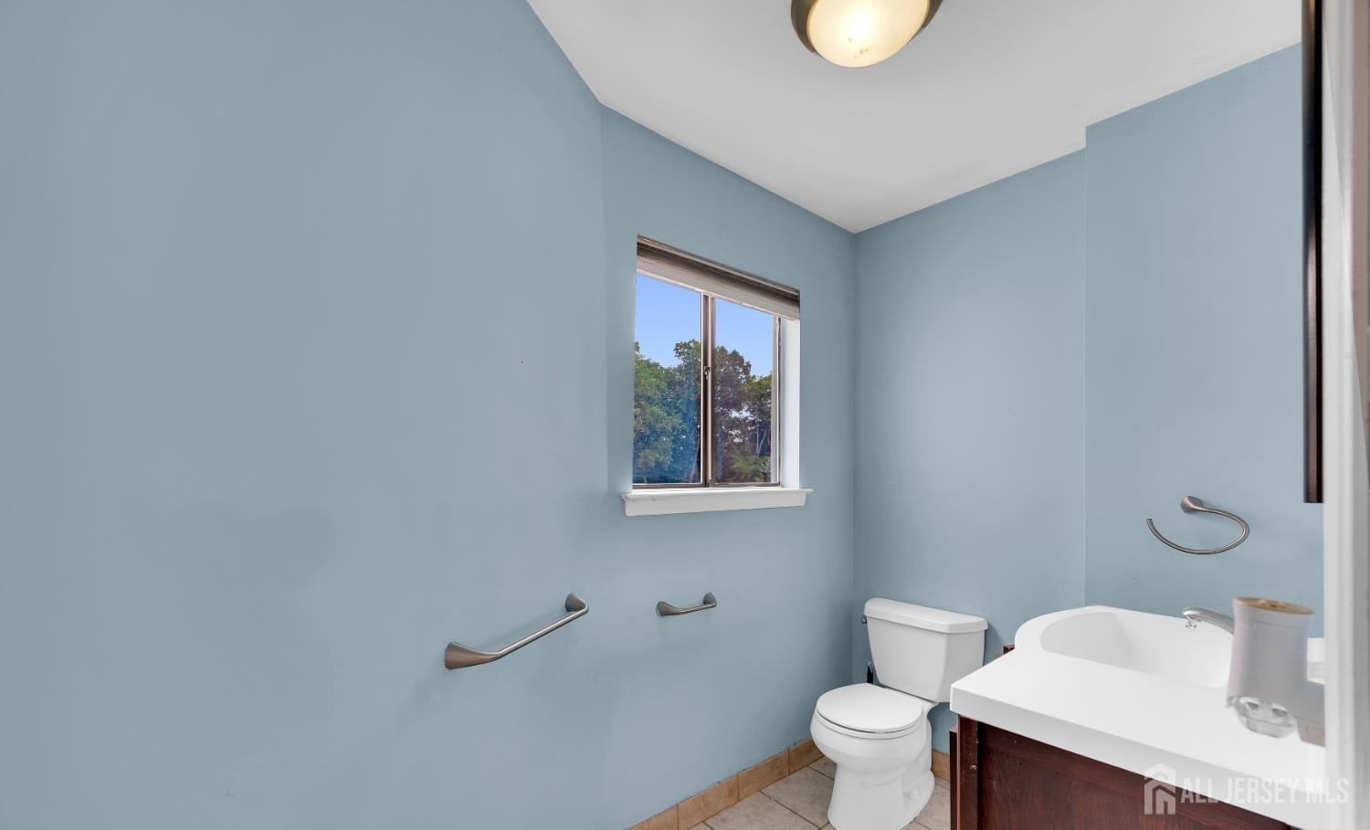 48 Ellen Heath Drive Old Bridge NJ 07747