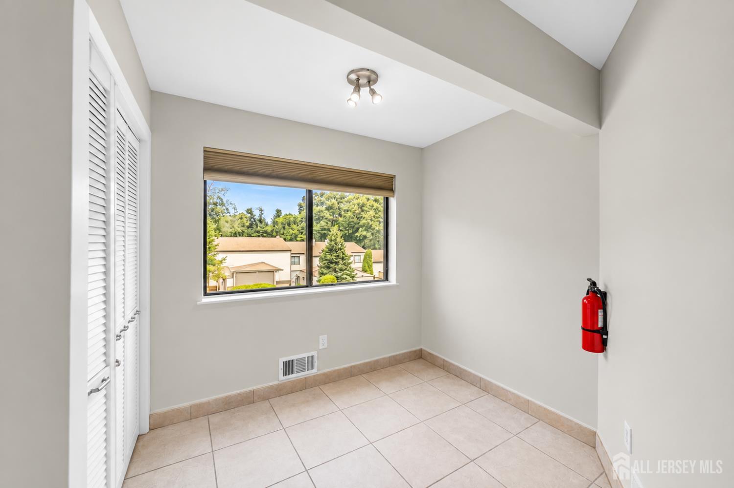 48 Ellen Heath Drive Old Bridge NJ 07747