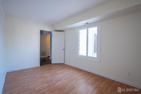 2-Z Avon Drive East Windsor NJ 08520