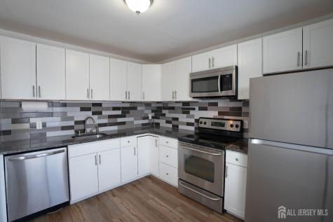 2-Z Avon Drive East Windsor NJ 08520