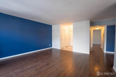 2-Z Avon Drive East Windsor NJ 08520