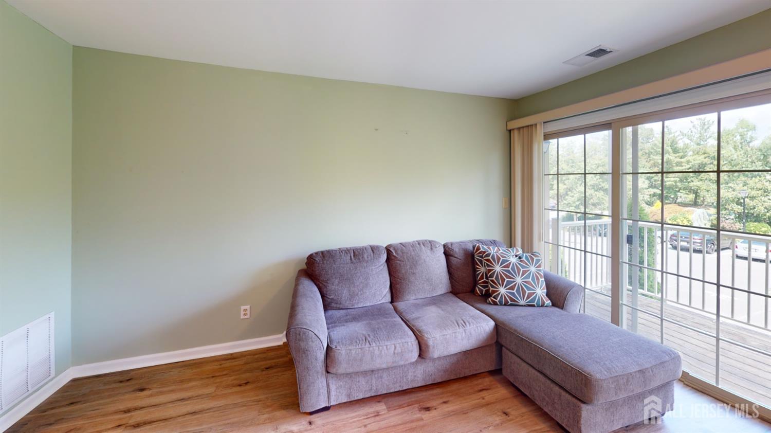 11 Ayres Court East Brunswick NJ 08816