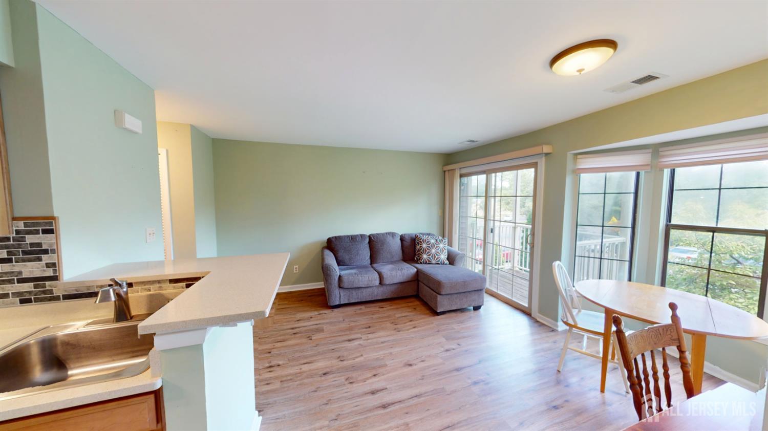 11 Ayres Court East Brunswick NJ 08816