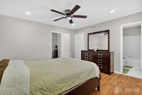 136 Hampshire Drive Plainsboro NJ 08536