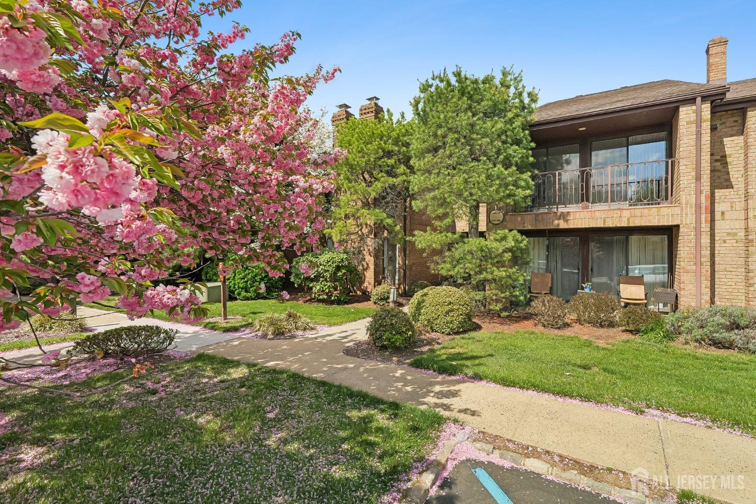 254 Willowbrook Drive North Brunswick NJ 08920