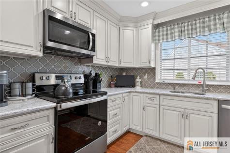 637 Madison Drive Monroe NJ 08831