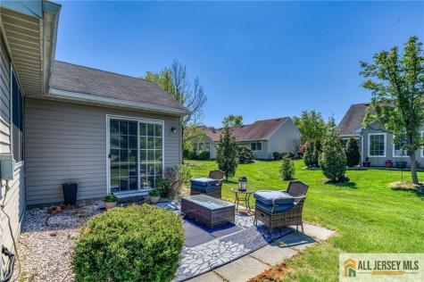 637 Madison Drive Monroe NJ 08831