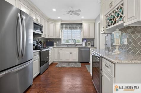 637 Madison Drive Monroe NJ 08831