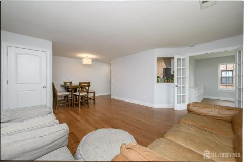 2302 Bayhead Drive Sayreville NJ 08859