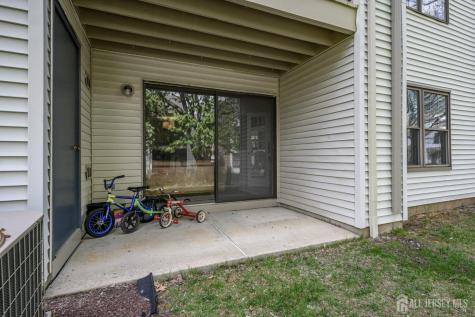 2302 Bayhead Drive Sayreville NJ 08859