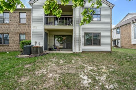 2302 Bayhead Drive Sayreville NJ 08859