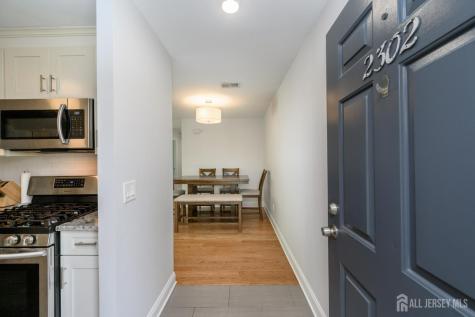 2302 Bayhead Drive Sayreville NJ 08859