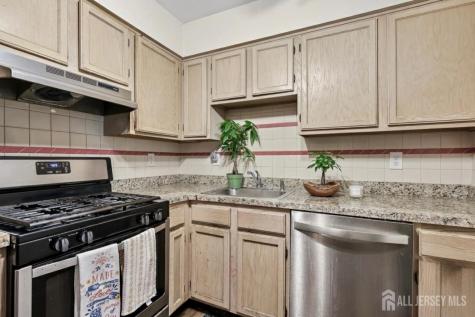 517 Waterford Drive Edison NJ 08817