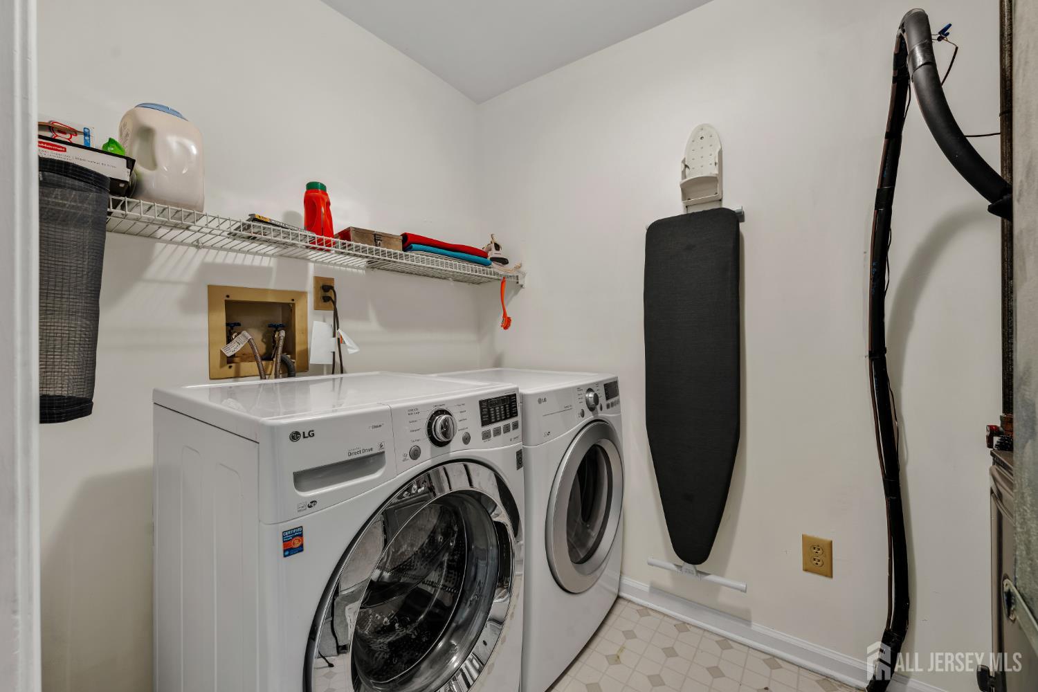 804 Dahlia Circle South Brunswick NJ 08810