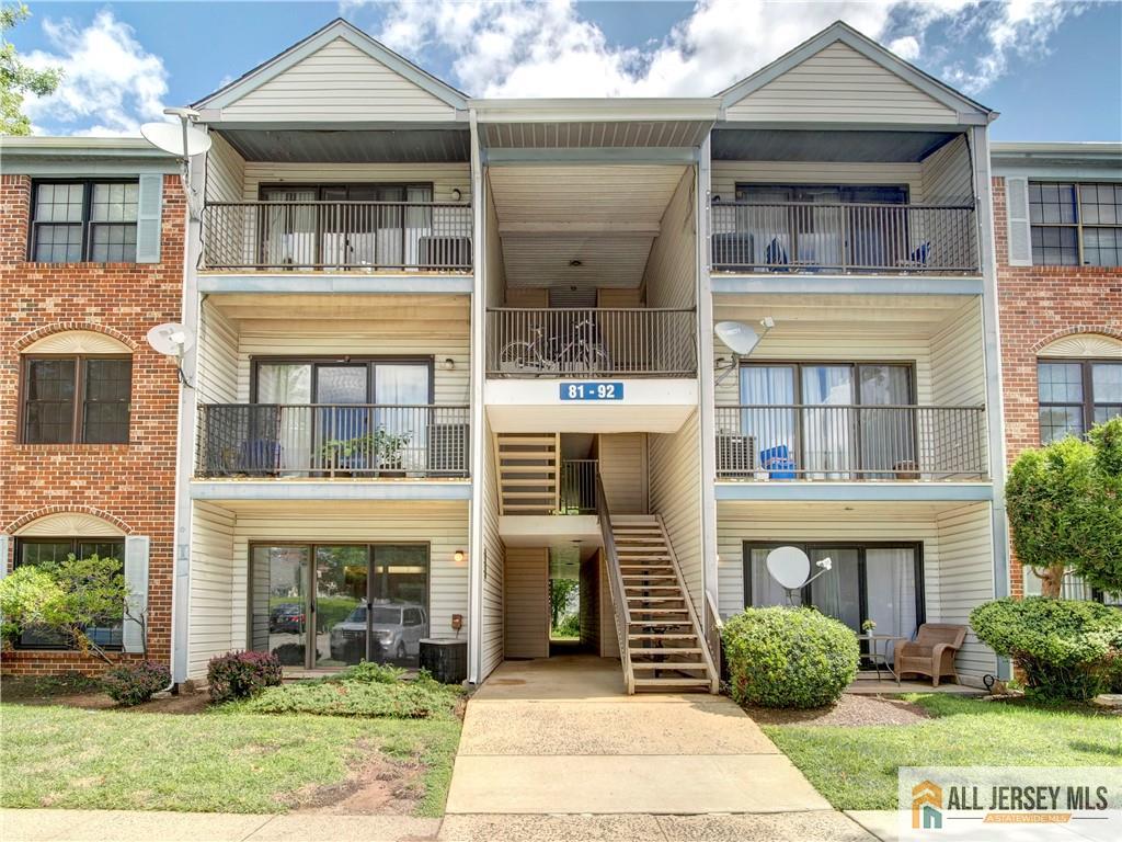81 Canterbury Court Piscataway NJ 08854
